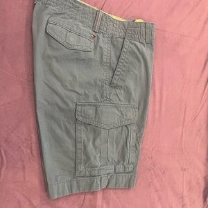 Tommy Hilfiger Men's Charcoal Cargo Shorts